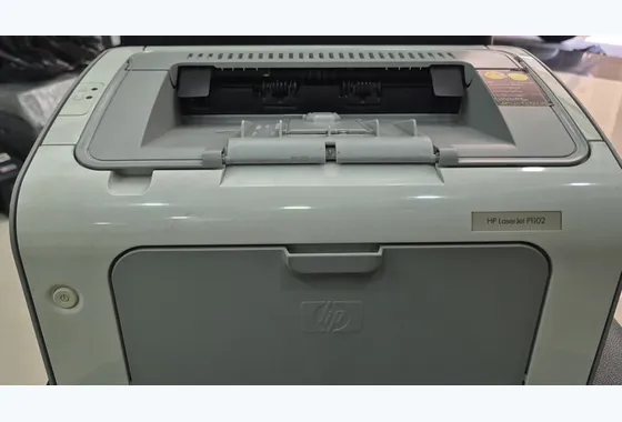 Máy in cũ Hp 1102 đã qua kiểm tra, bán tại Tin Học HT