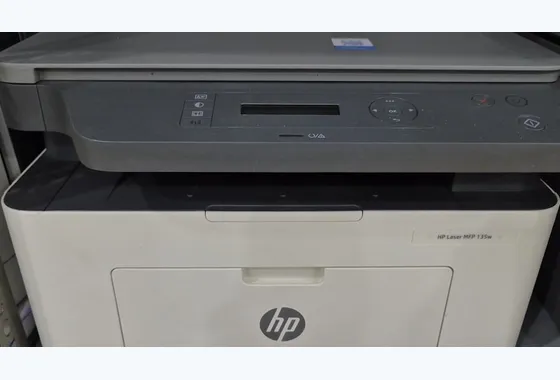 Máy in cũ HP Laser MFP 135w đã qua kiểm tra, bán tại Tin Học HT